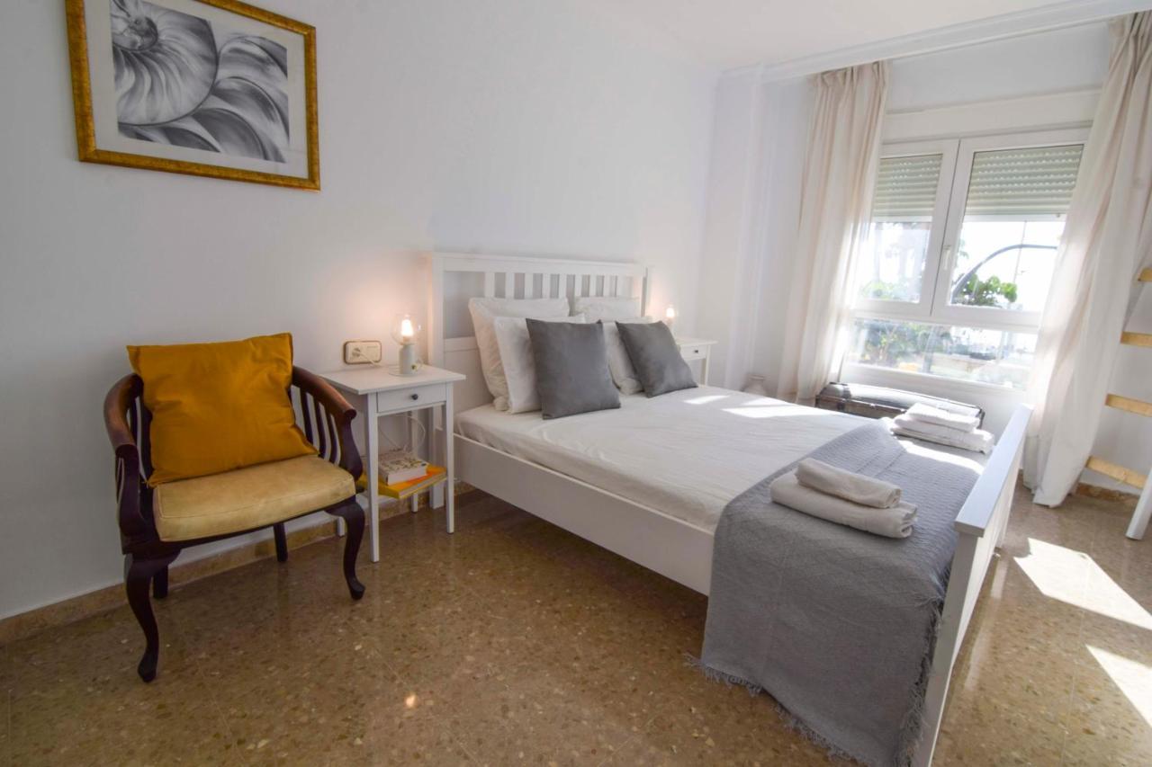P&P Apartamentos Paseo Maritimo Pablo Ruiz Picasso Malaga Exterior photo